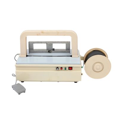 kaufen Mini-Power-Tisch-Strapping-Maschine Halbautomatische Plastik-Tray-Tisch-Oberband-Maschine online manufacture